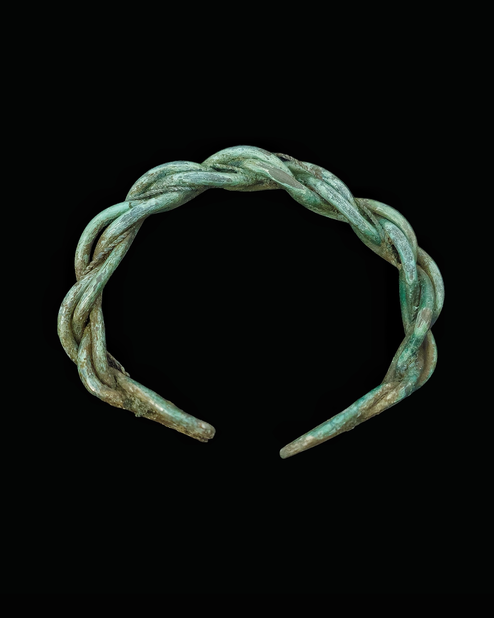 Viking period bronze twisted bracelet - Image 4
