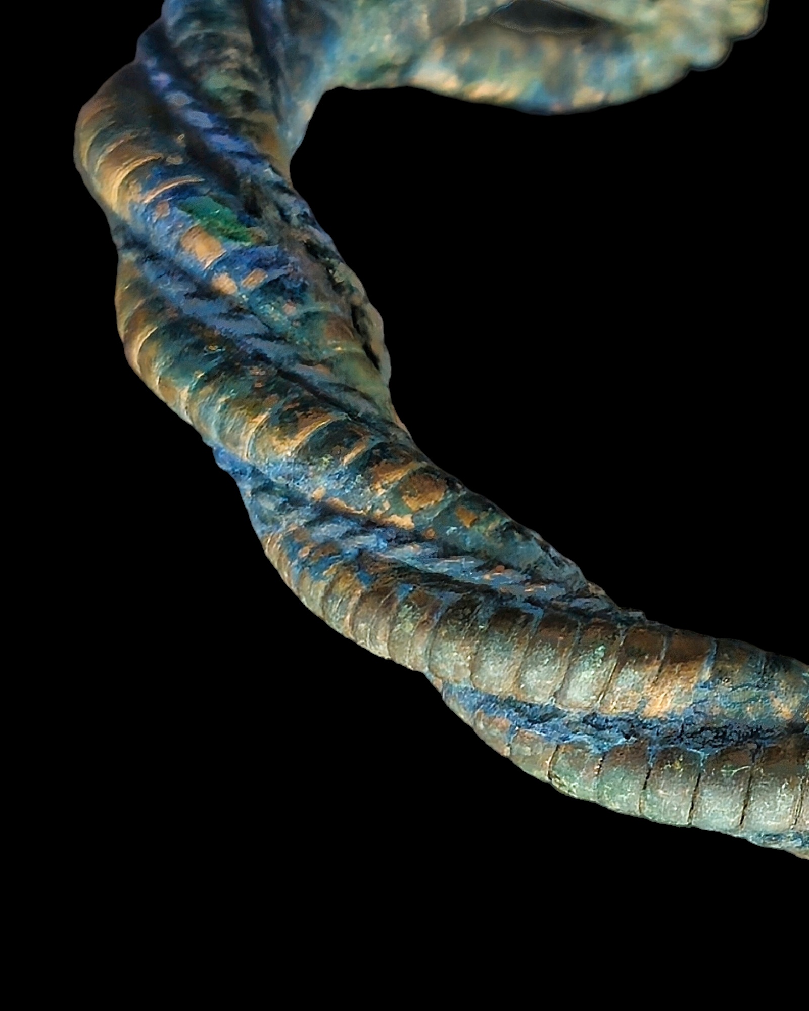 Viking period bronze twisted bracelet - Image 7