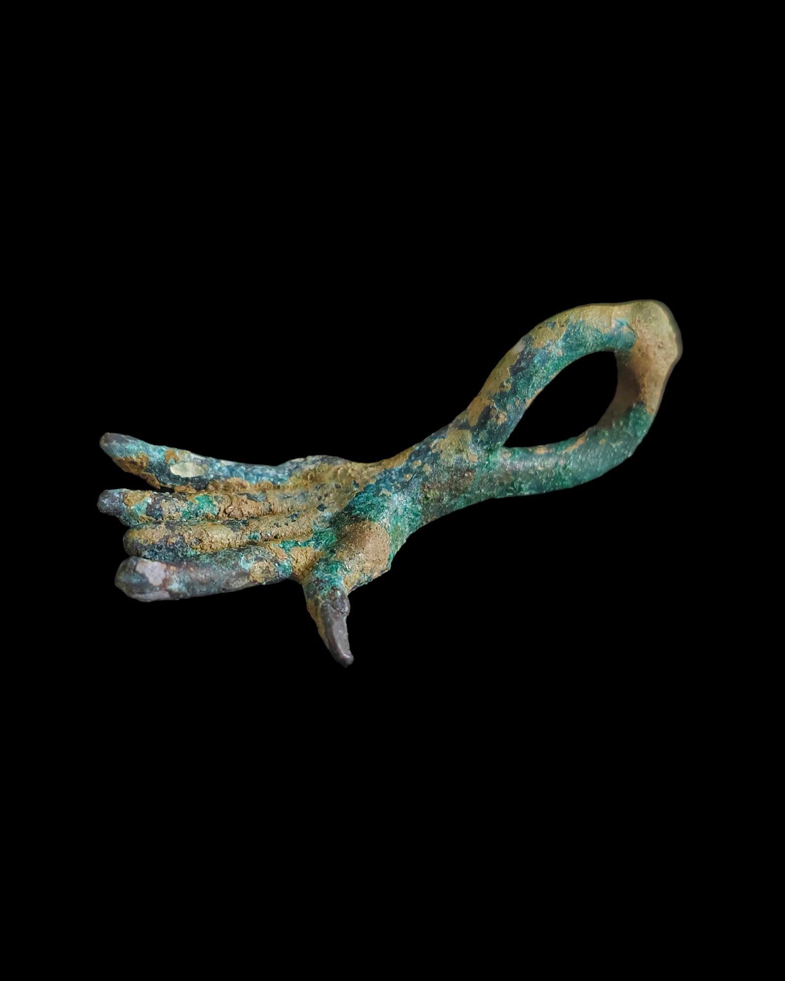 Koban culture bronze amulet - Image 8