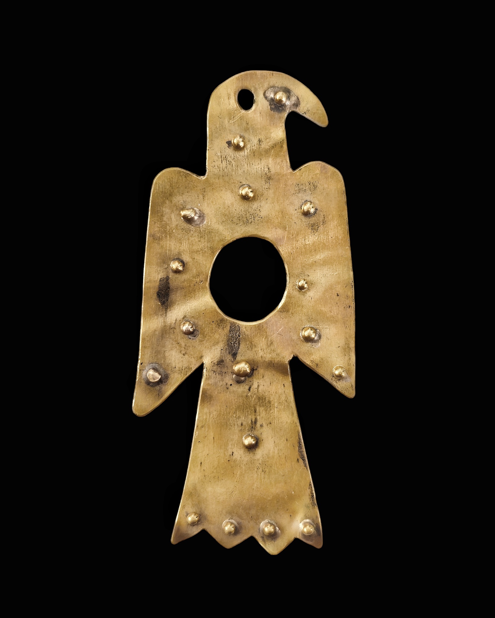 Eagle-shaped gold Visigothic fibula