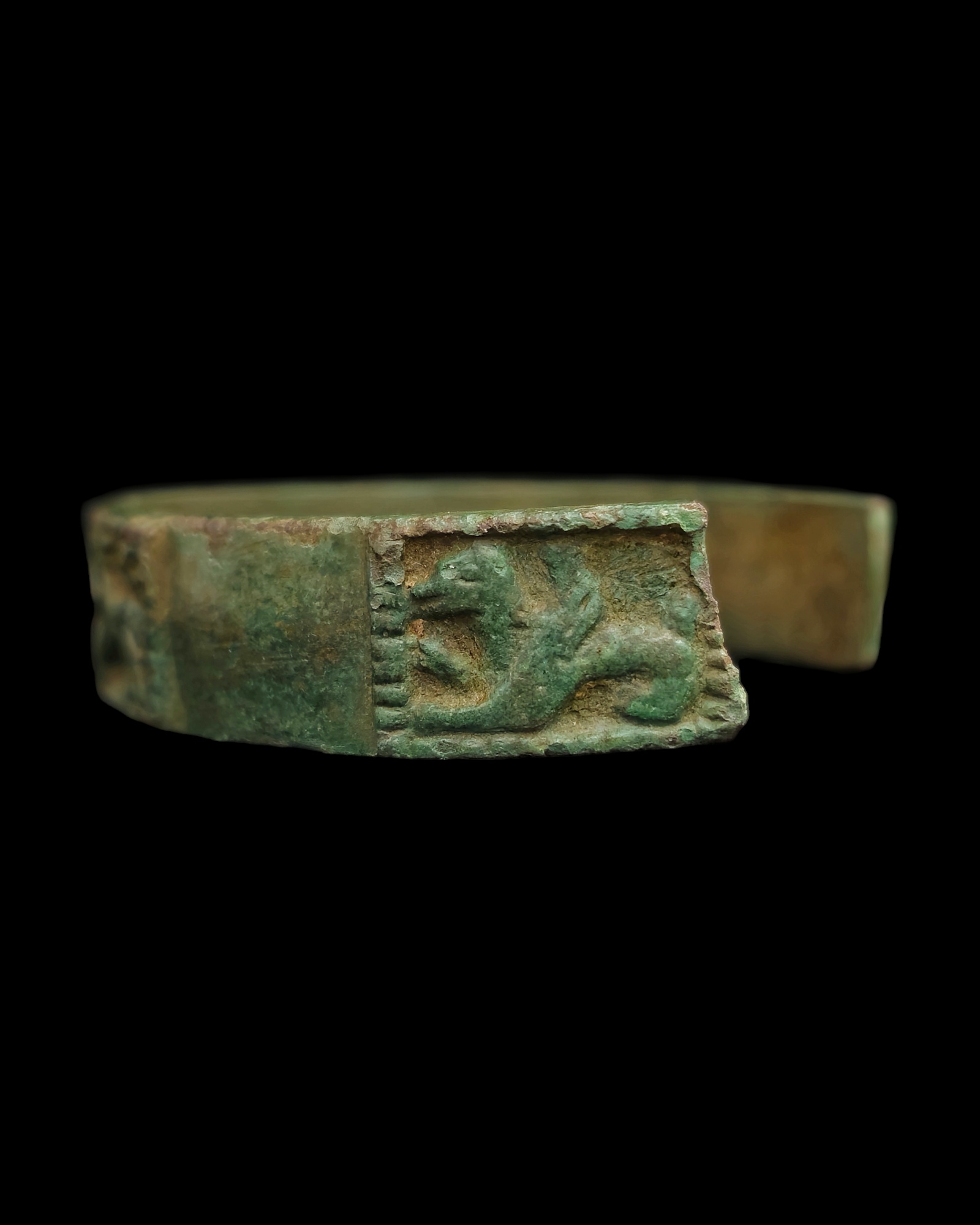 Viking period bronze bracelet - Image 12