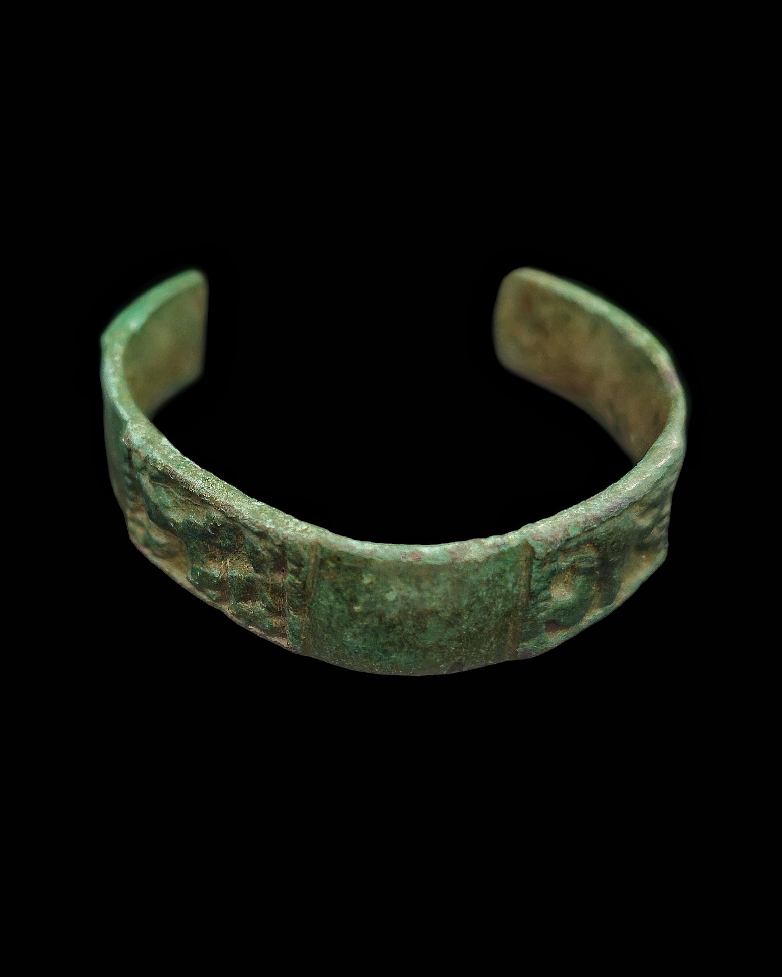 Viking period bronze bracelet - Image 5