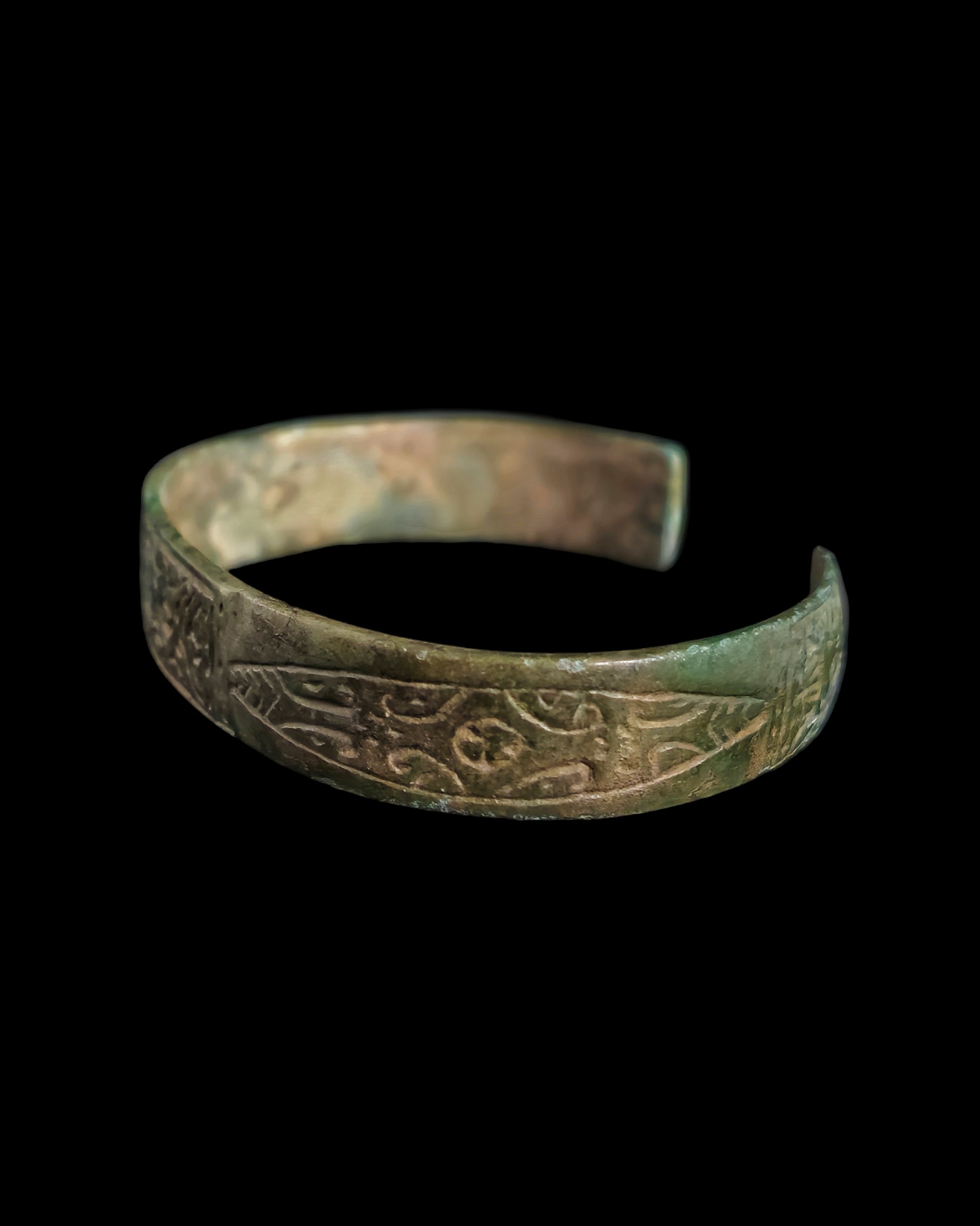 Viking period bronze bracelet - Image 7