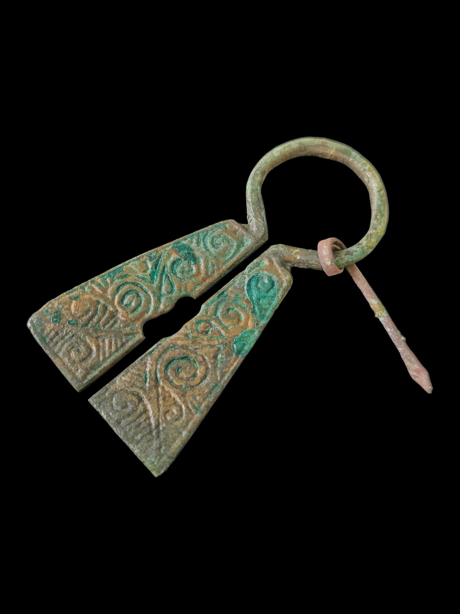 Viking period bronze omega fibula - Image 3