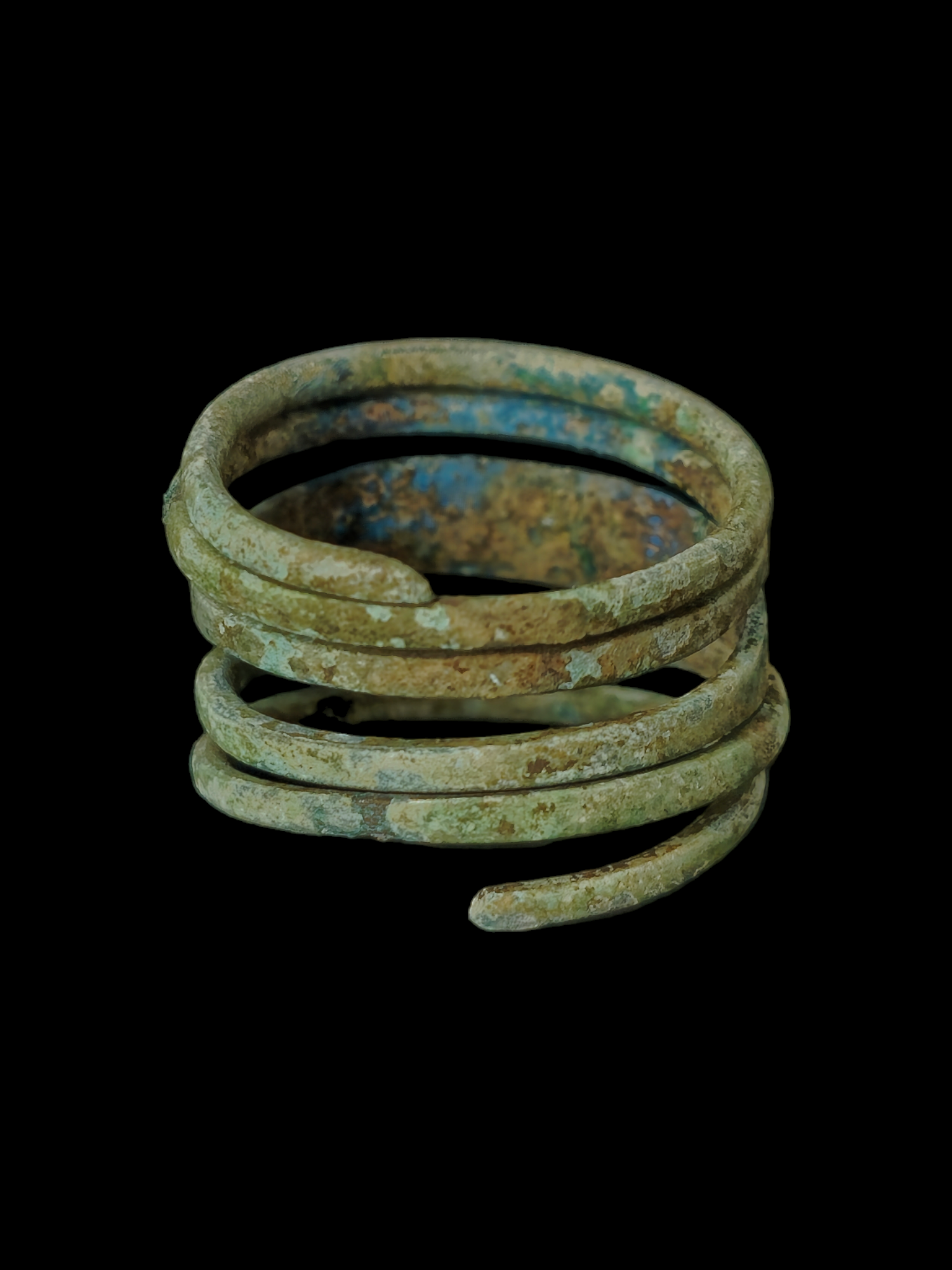 Viking period bronze spiral ring - Image 4