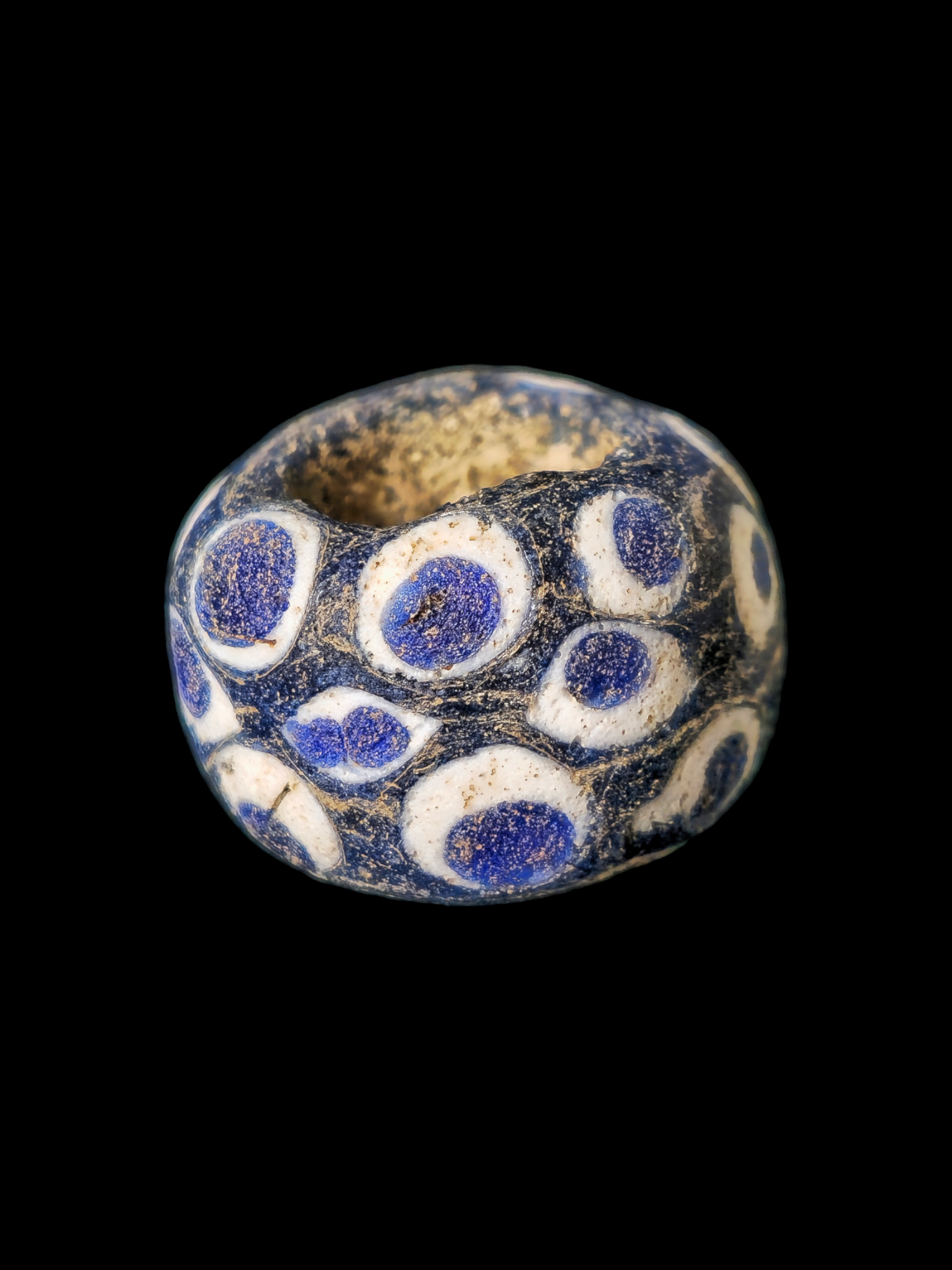 Mediterranean region stratified eye glass bead - Image 3