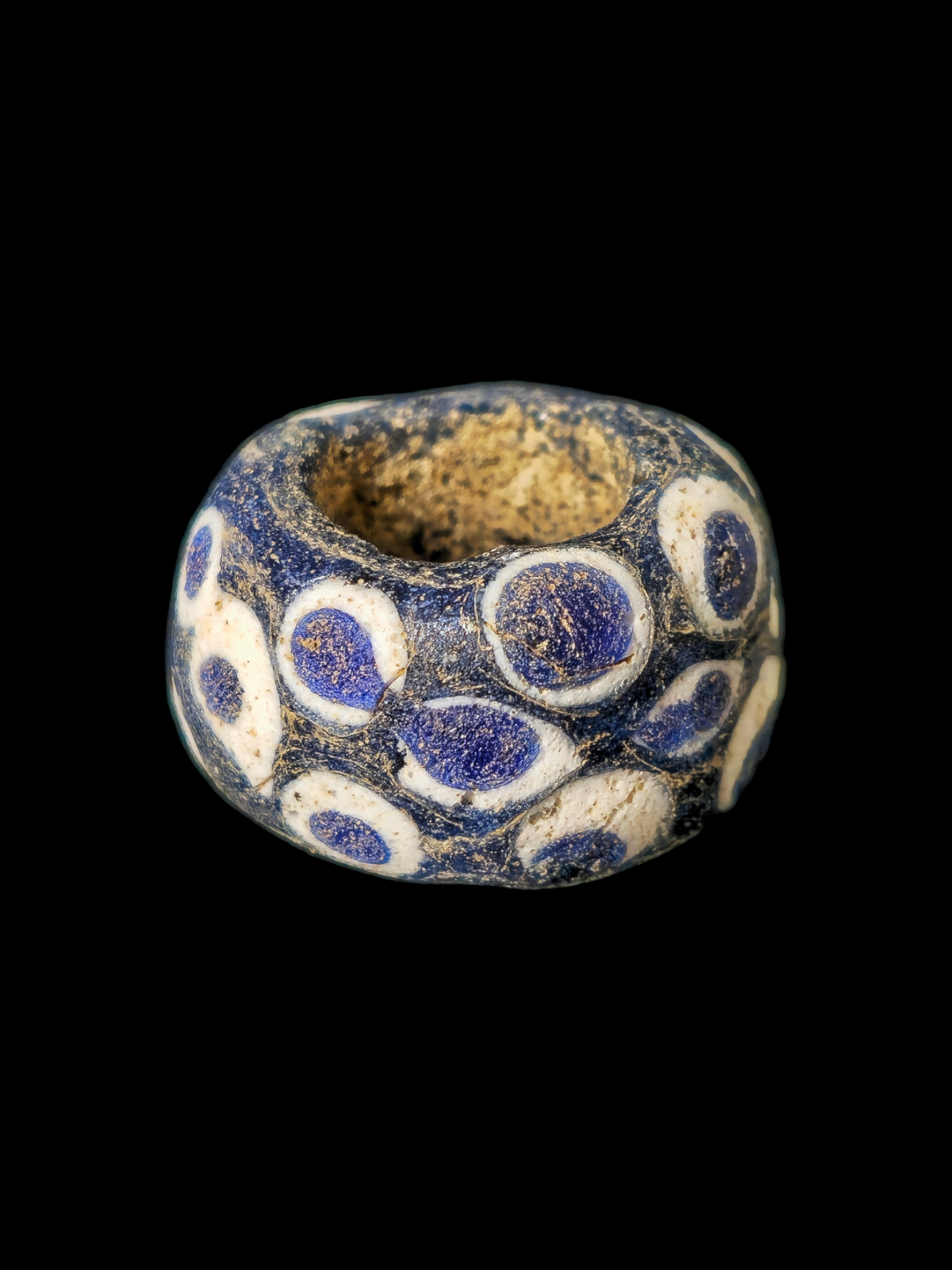 Mediterranean region stratified eye glass bead - Image 4