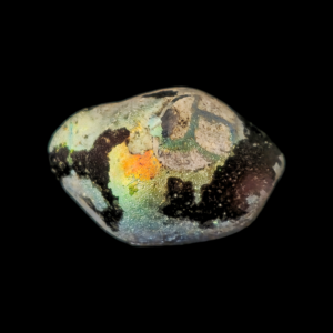 Phoenician glass bead