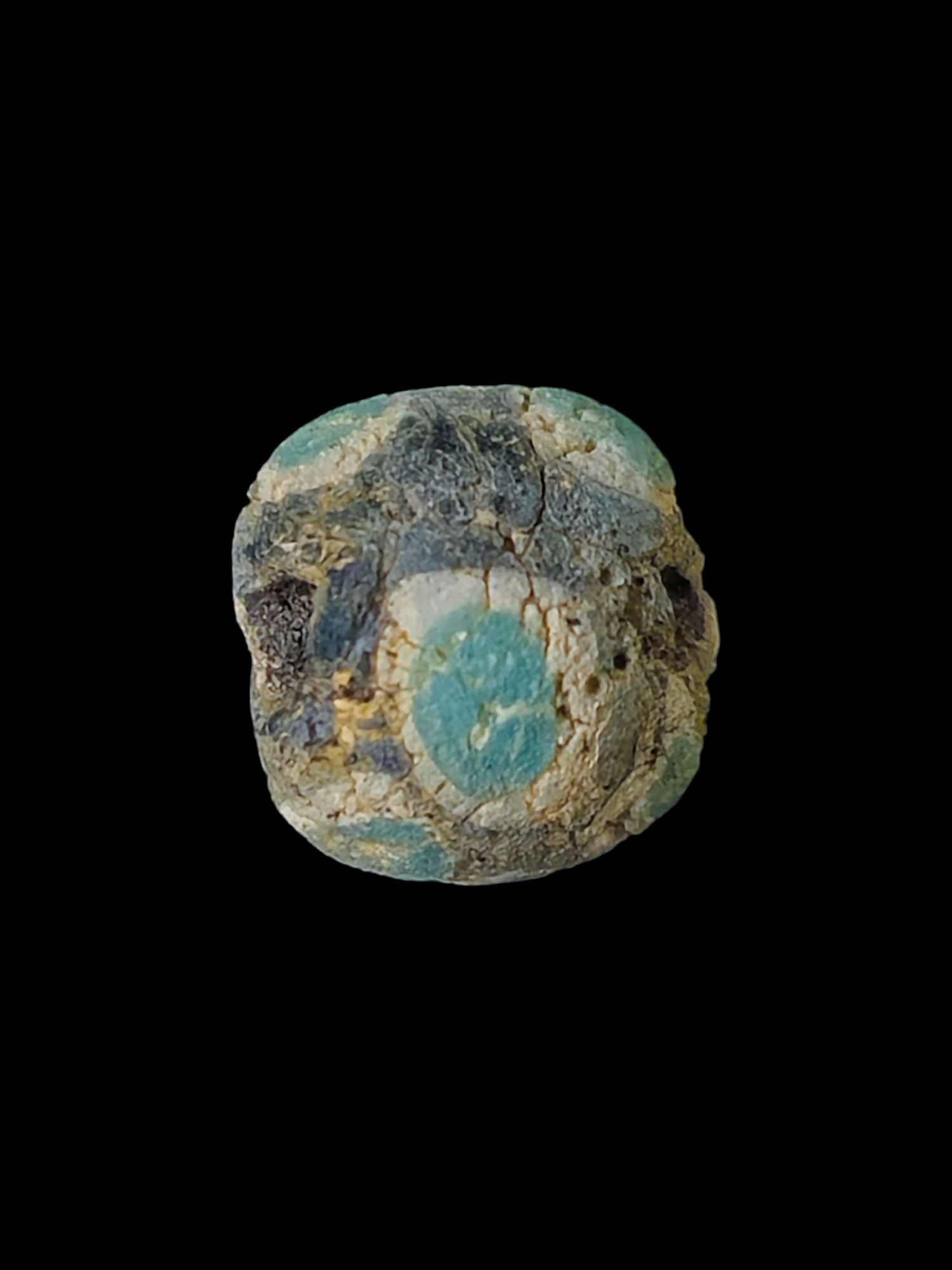 Mediterranean region stratified eye glass bead - Image 6