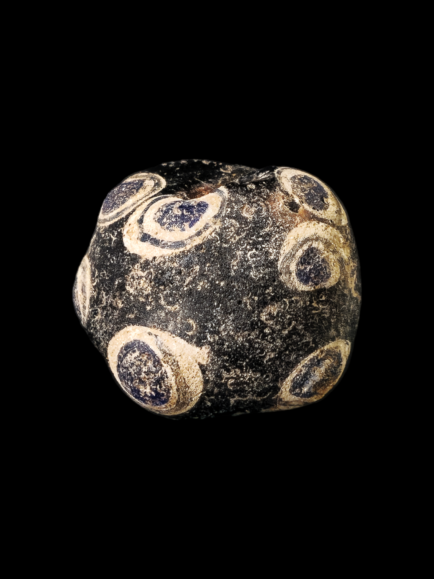 Mediterranean region stratified eye glass bead - Image 4
