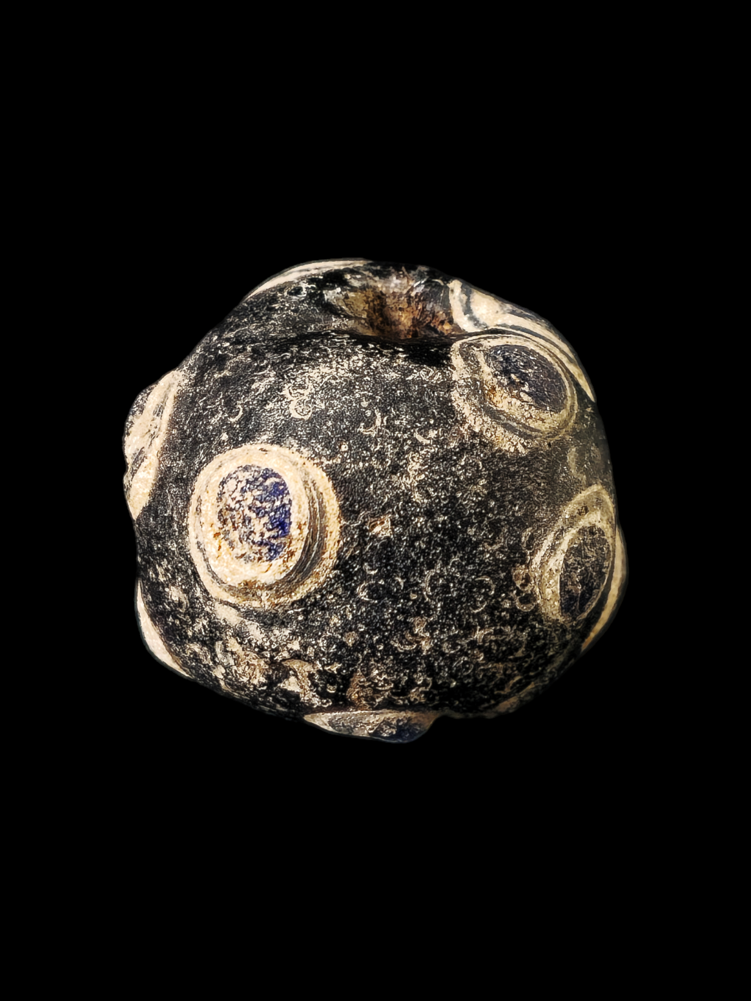Mediterranean region stratified eye glass bead - Image 5