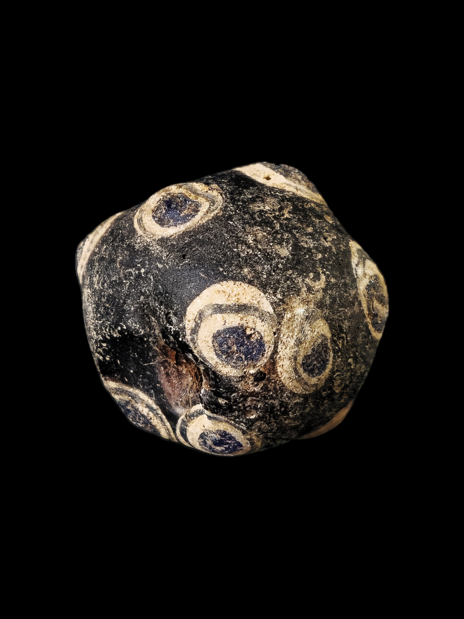 Mediterranean region stratified eye glass bead - Image 6
