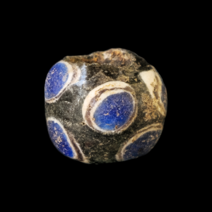 Mediterranean region stratified eye glass bead