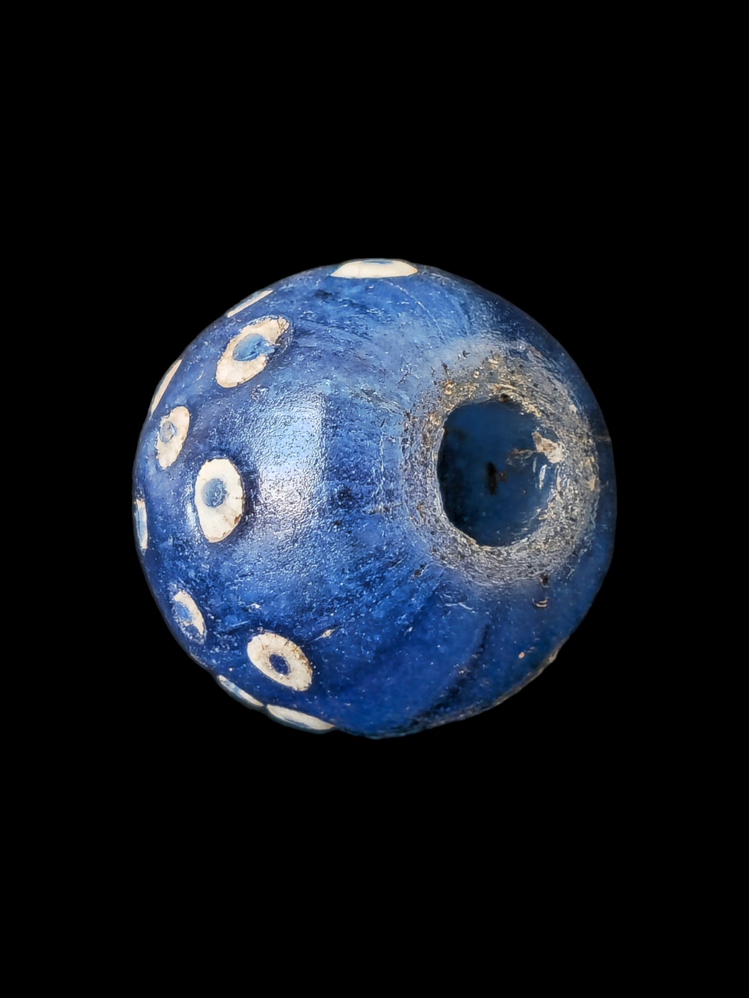 Mediterranean region stratified eye glass bead - Image 6