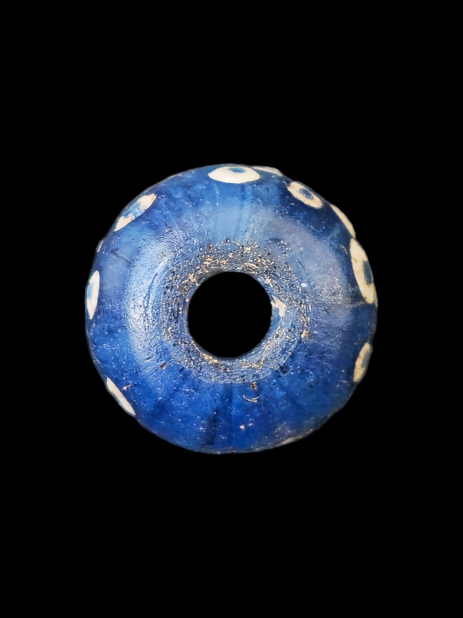 Mediterranean region stratified eye glass bead - Image 7