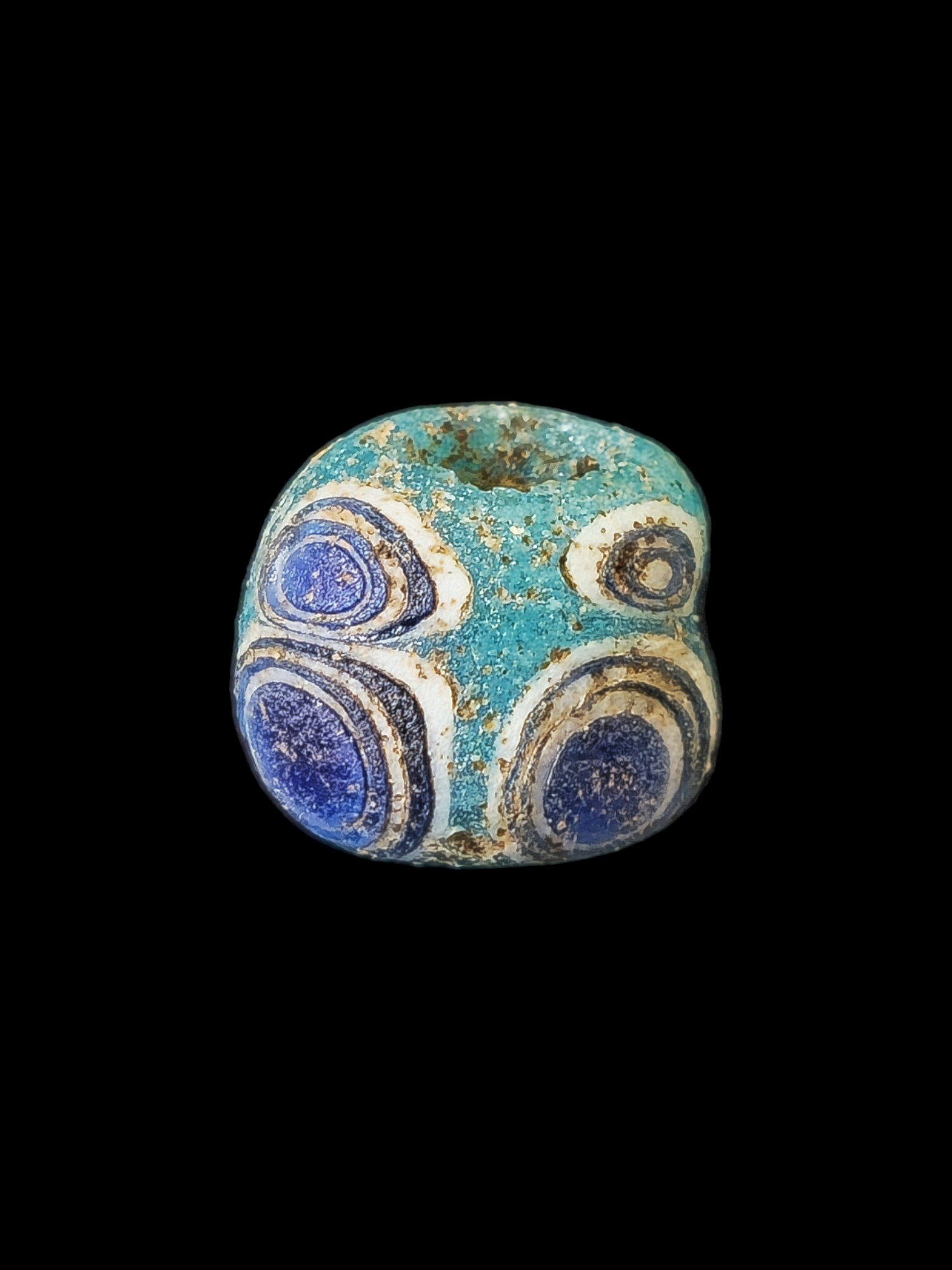 Mediterranean region stratified eye glass bead - Image 3