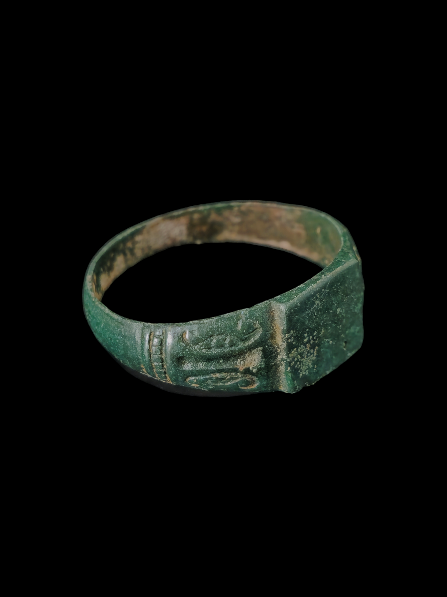 Post-medieval bronze ring - Image 4