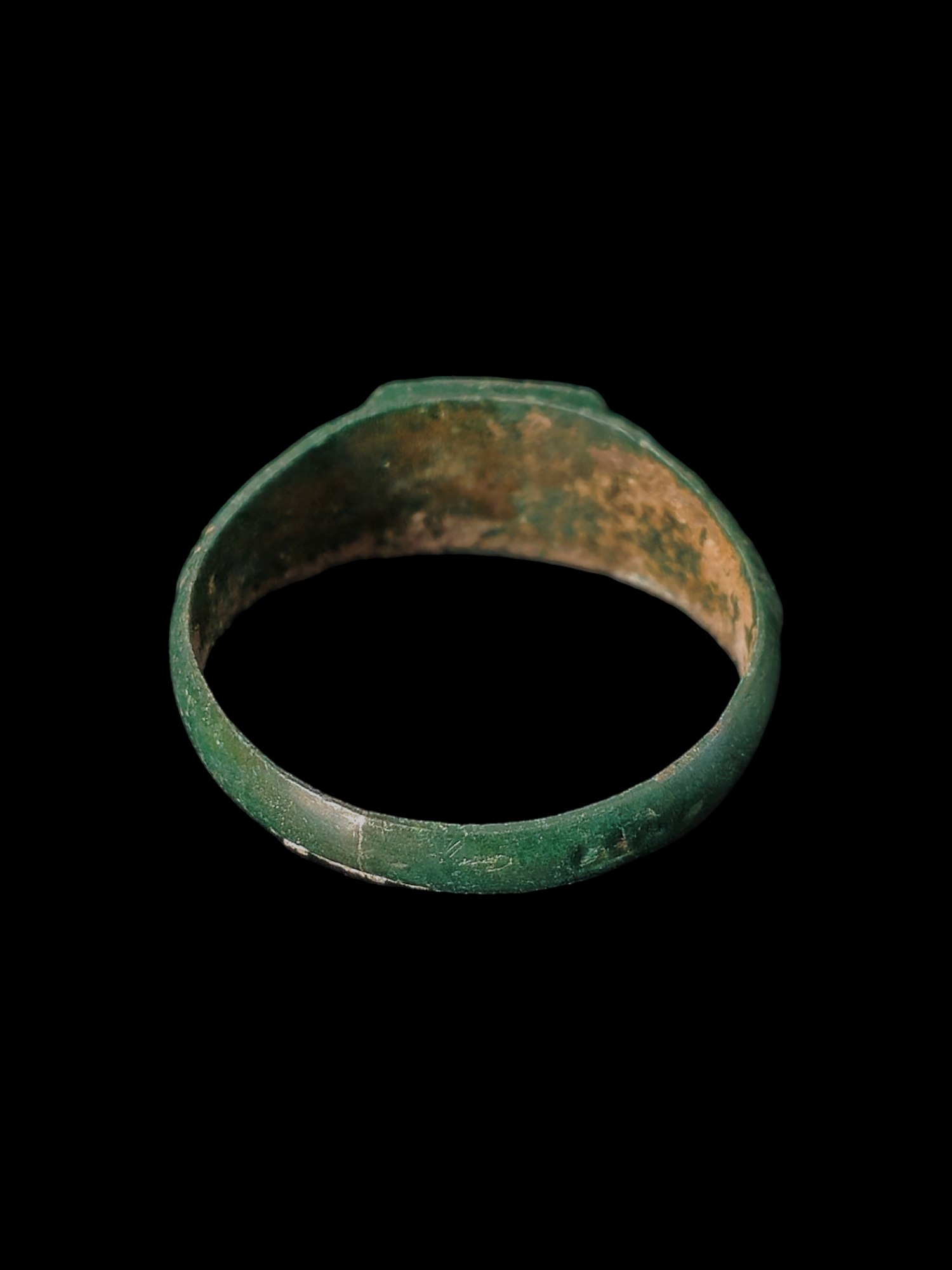 Post-medieval bronze ring - Image 6