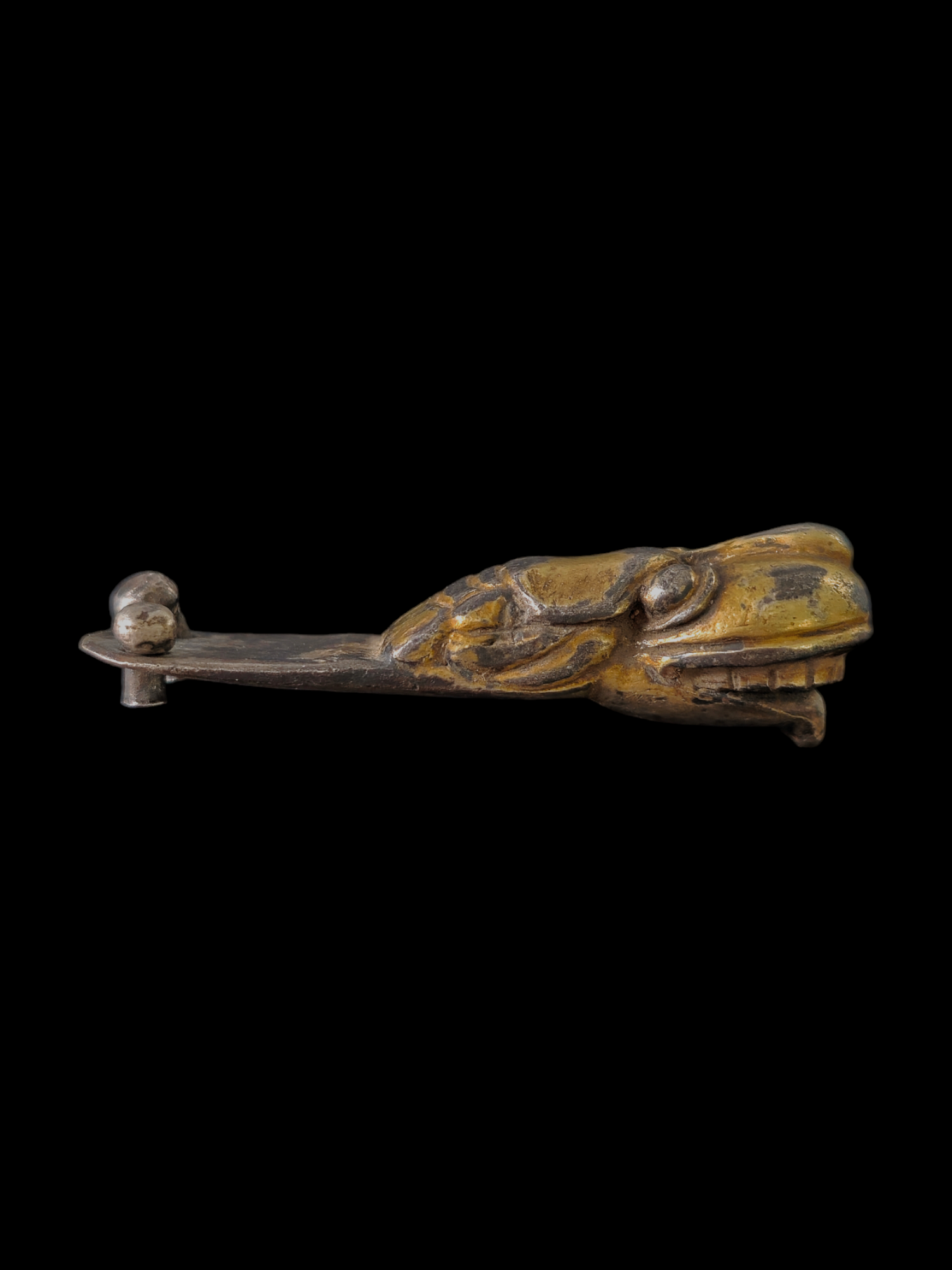 Medieval gilded silver lion head belt strap end - Image 2